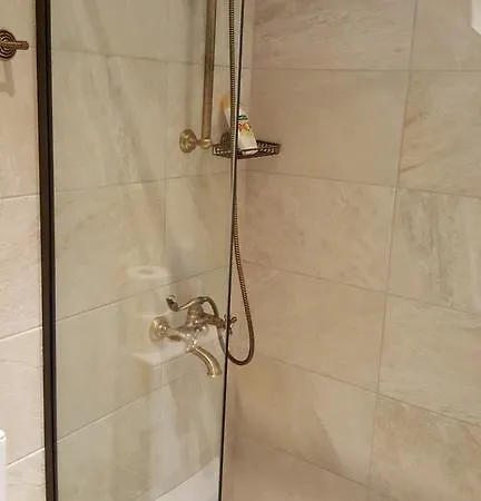 Michalis Anoyia Traditional Stonehouse