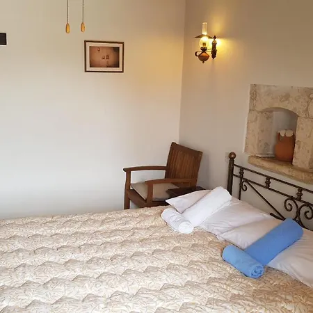 منزل ريفي Michalis Anoyia Traditional Stonehouse كاتيكاس