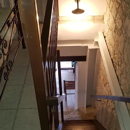 Gospodarstwo wiejskie Michalis Anoyia Traditional Stonehouse *