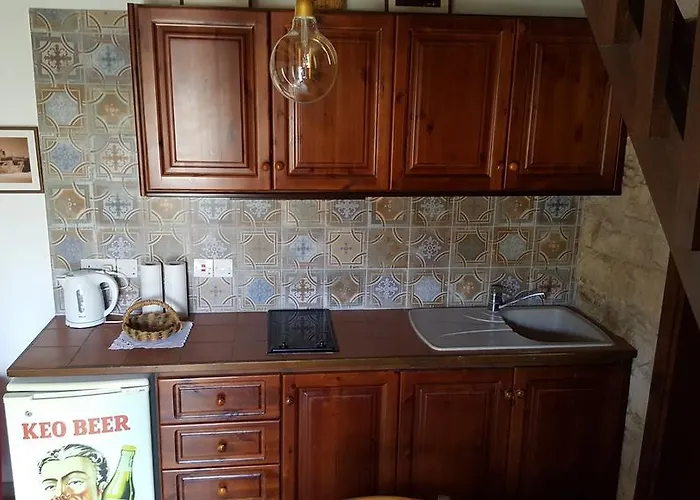 Country house Michalis Anoyia Traditional Stonehouse